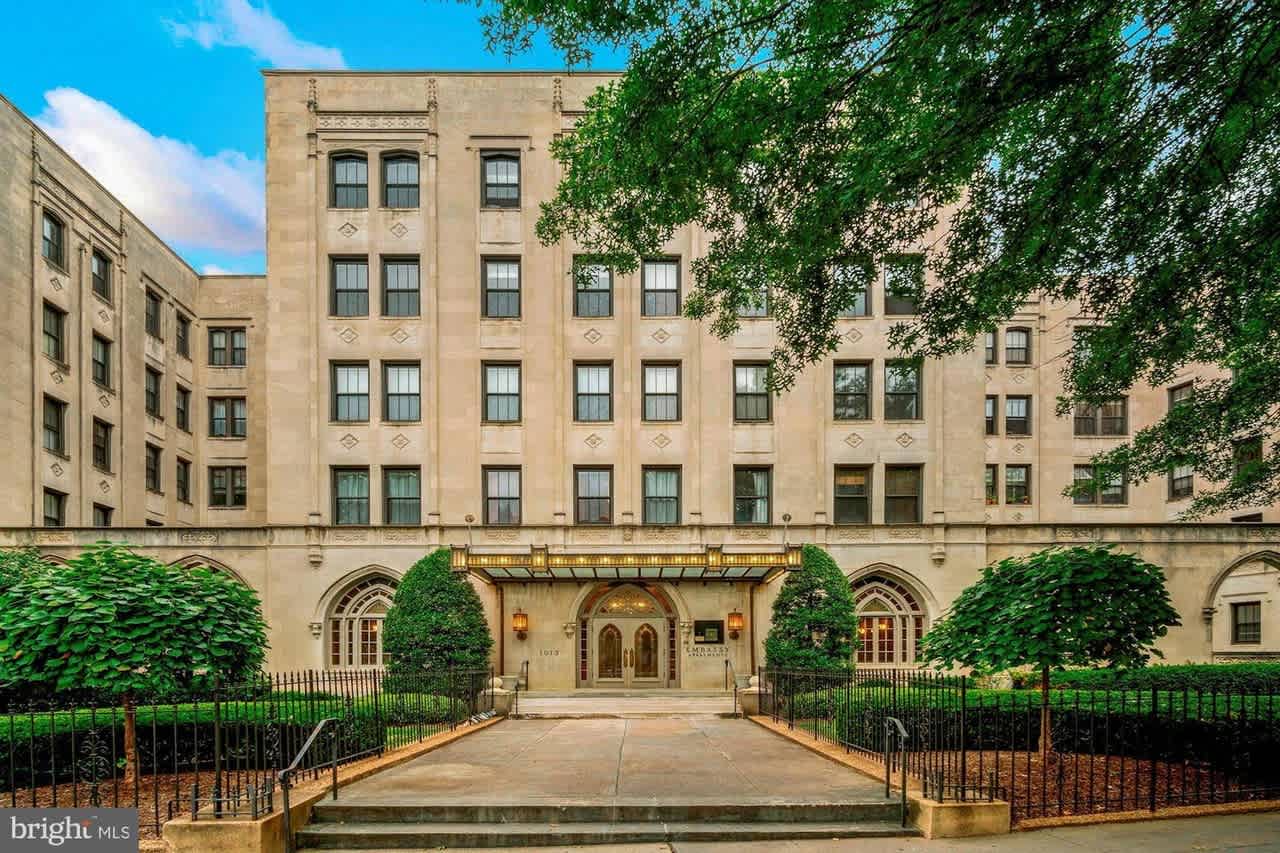 1613 Harvard St NW #310
