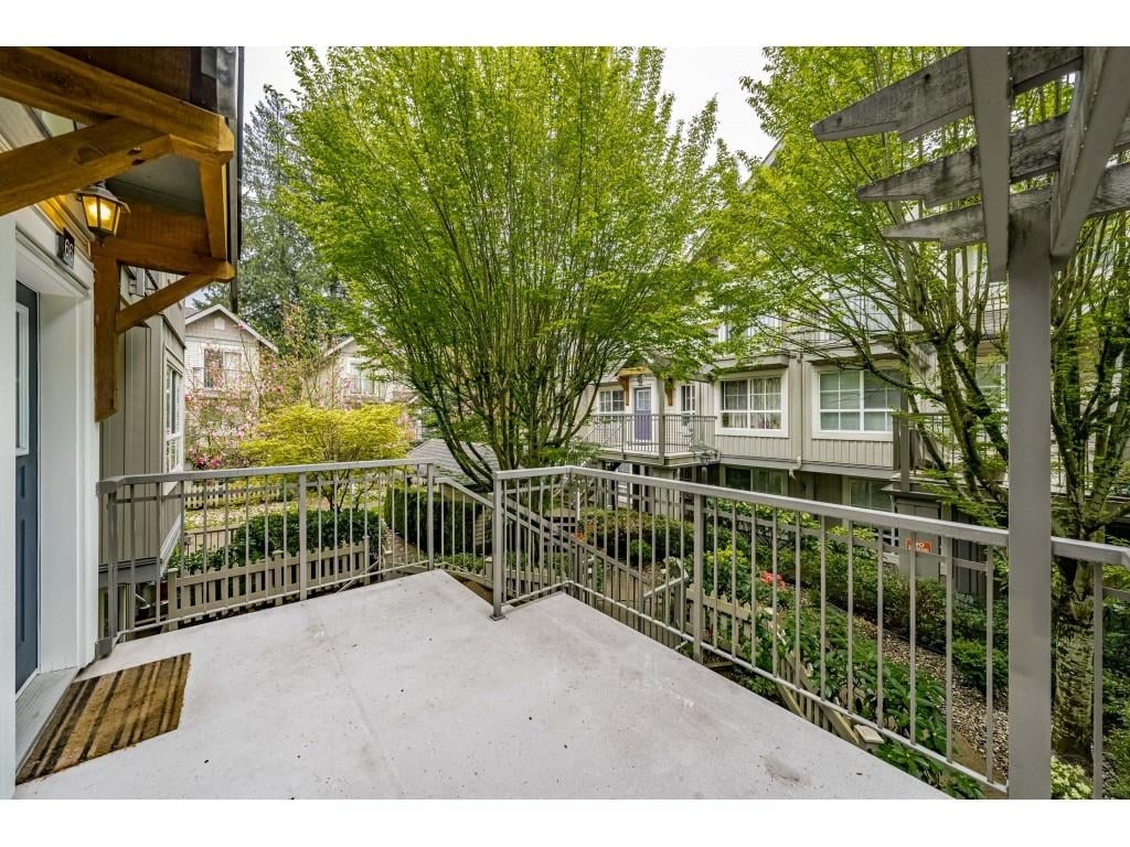 66-7088 17th Ave