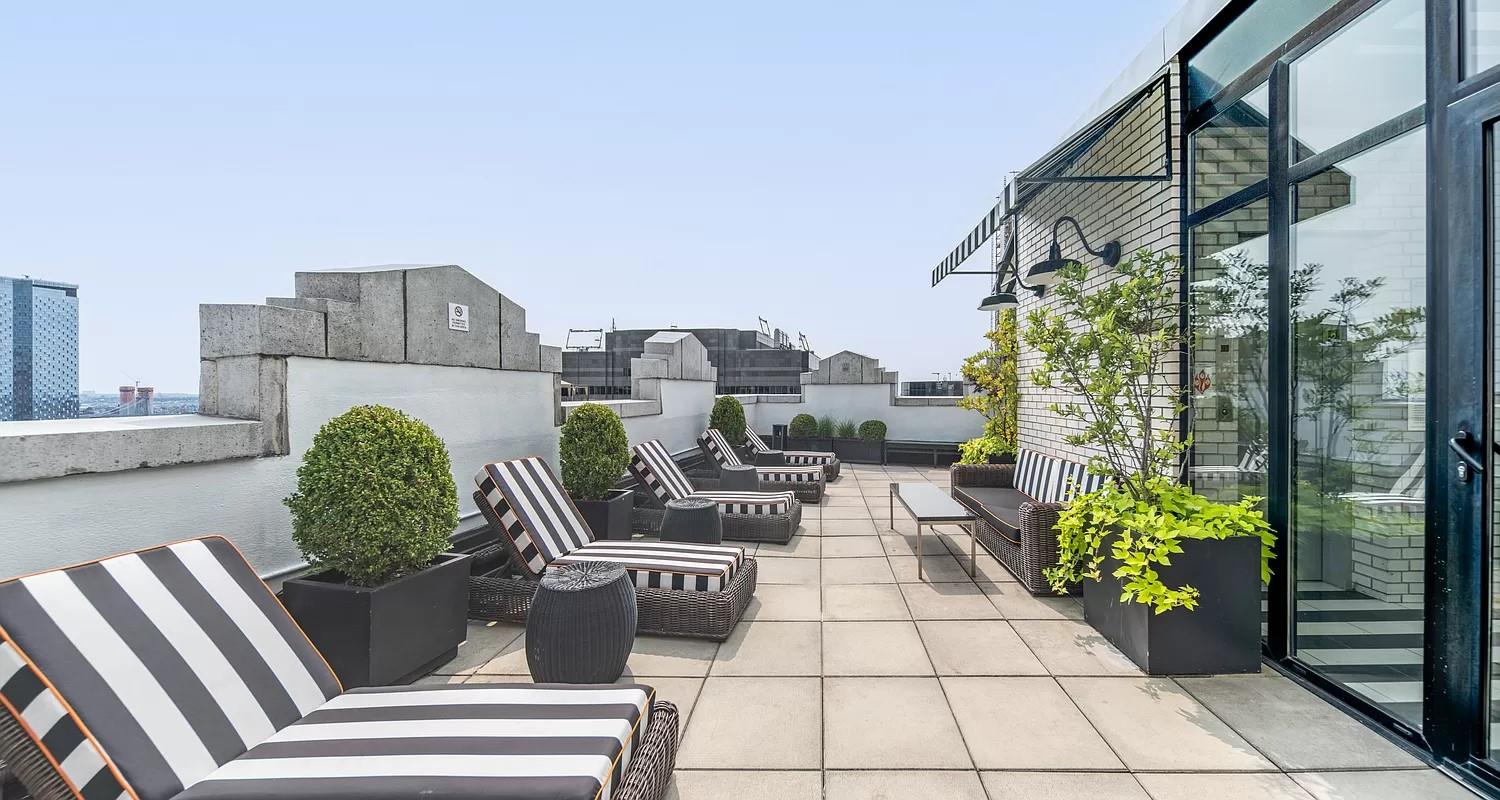 116 John Street, Apt 2804