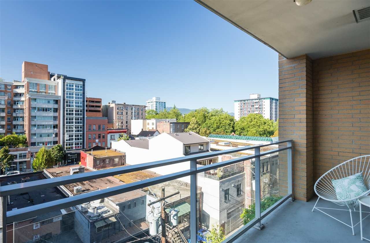 614-221 Union St