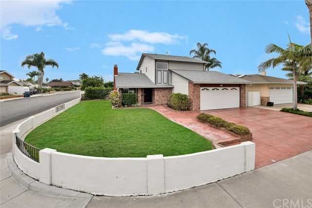 9382 Castlegate Drive