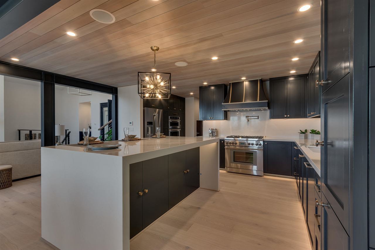 240 Briarwood Cir