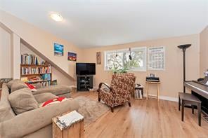865 Kindersley Rd