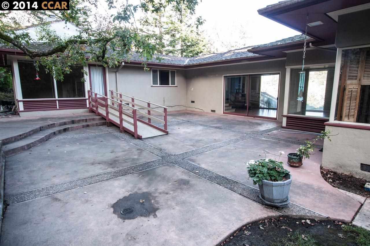 68 Camino Sobrante