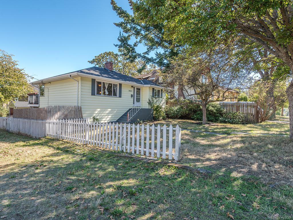 2665 Roseberry Ave