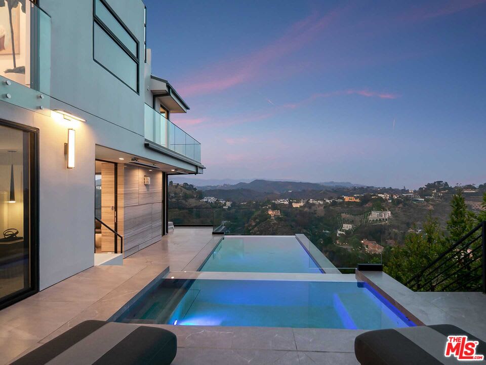 Legacy House