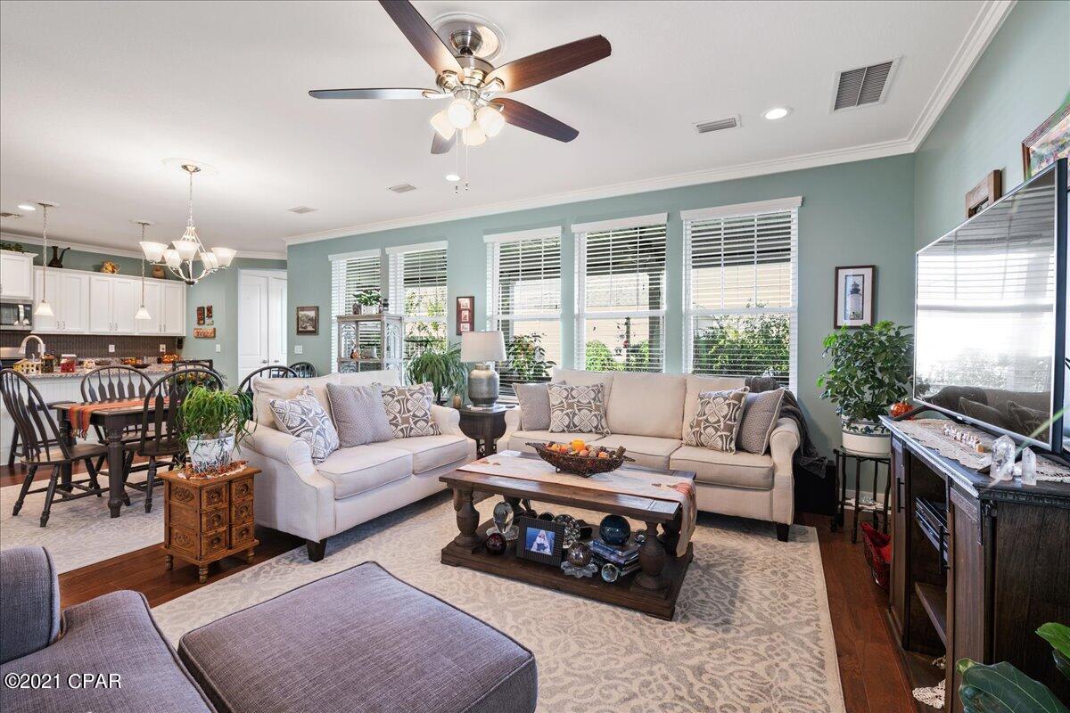 3117 Veranda Avenue