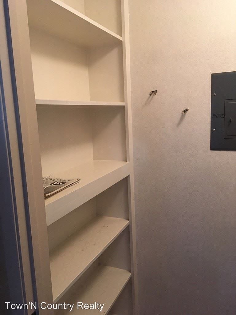1056 Padre Dr UNIT 2