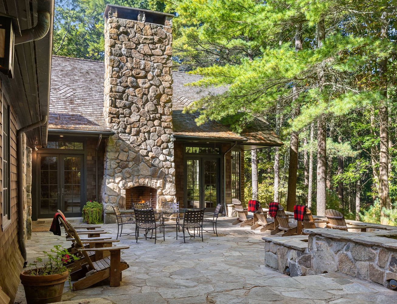 An Arts & Crafts Masterpiece in East Hampton