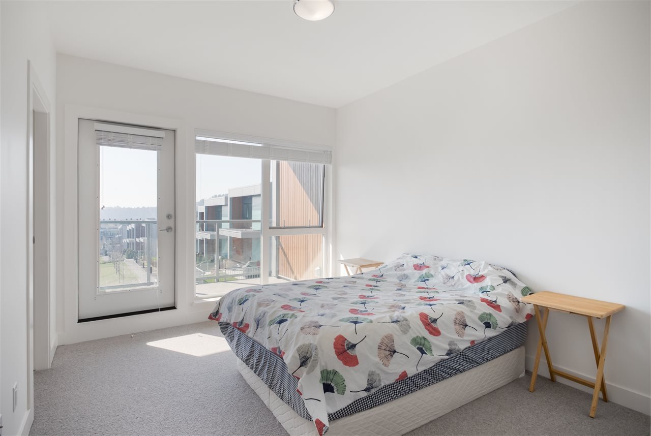 16-3596 Salal Dr