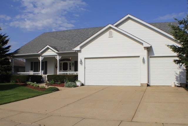 610 Prairieview Pkwy