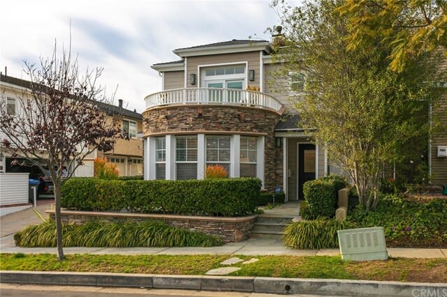 433 Acacia Ave