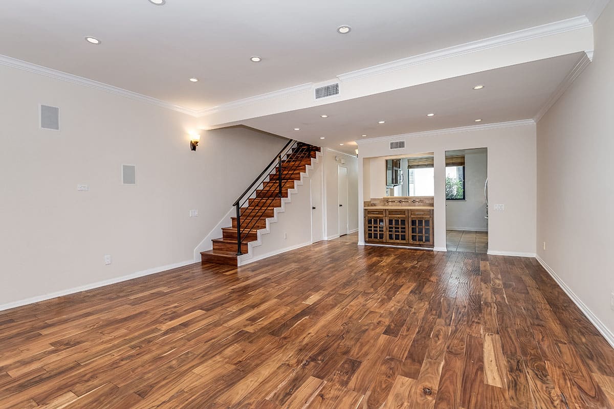 10793 Ashton Ave Unit: 8