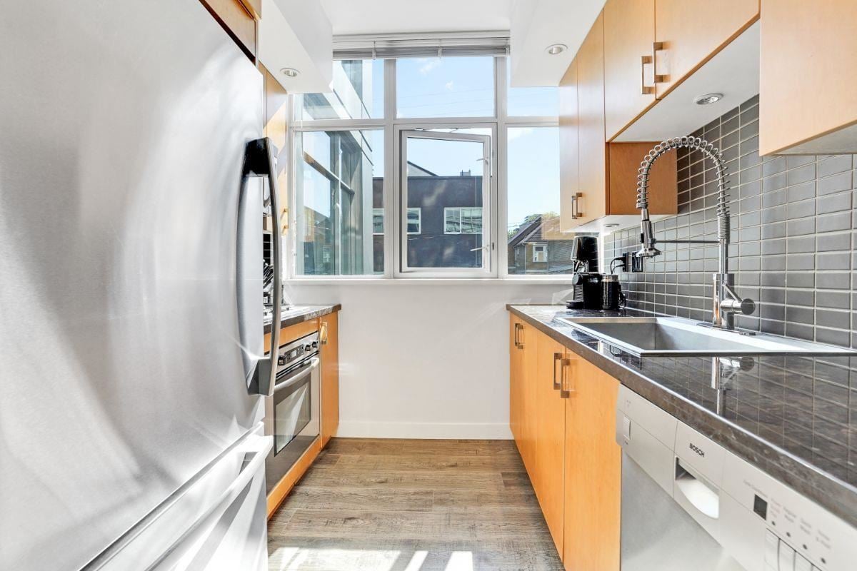 301-1050 Smithe Street, Vancouver