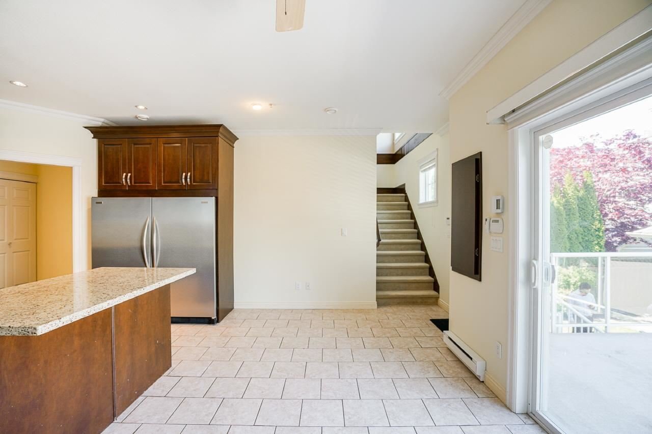 3445 W 10th Ave