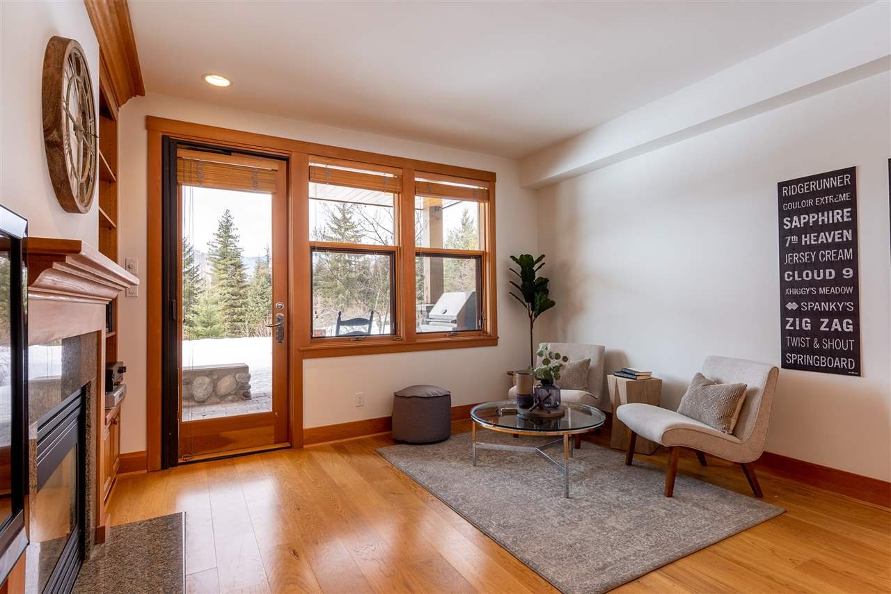 4-4676 Blackcomb Wy