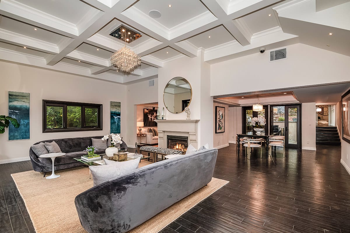 1600 Benedict Canyon Dr