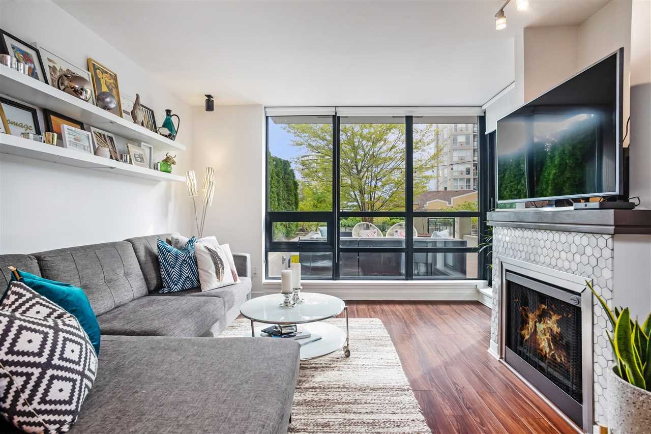 402-1 Renaissance Square