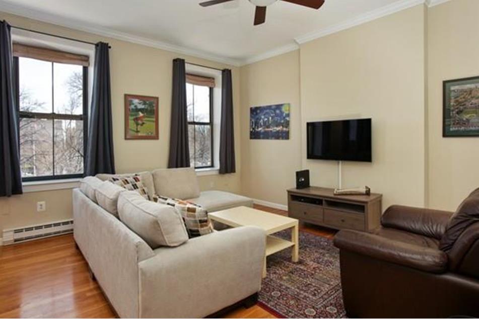 37 W Newton St #4