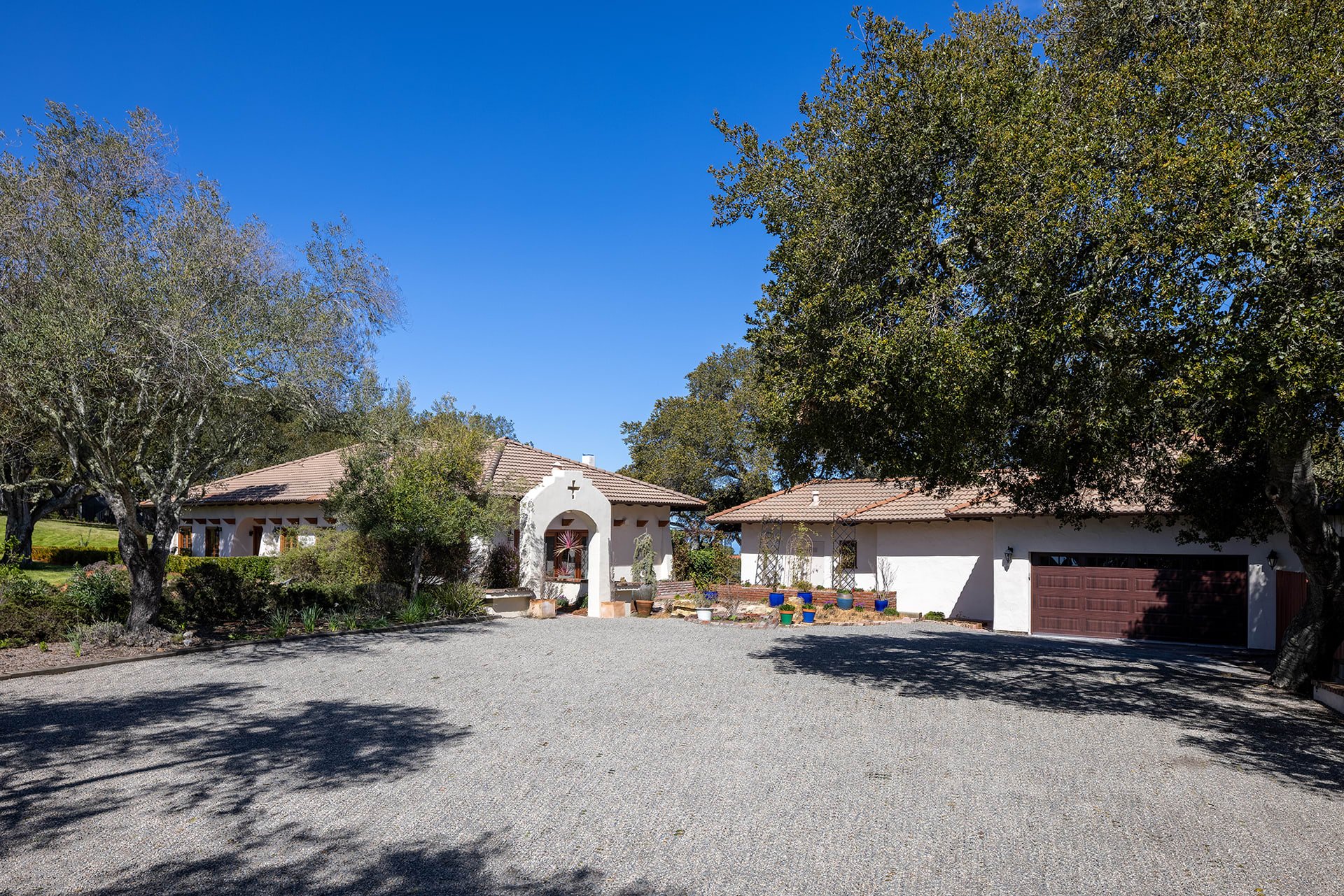 Serene Monterey Haven - 11975 Saddle Rd