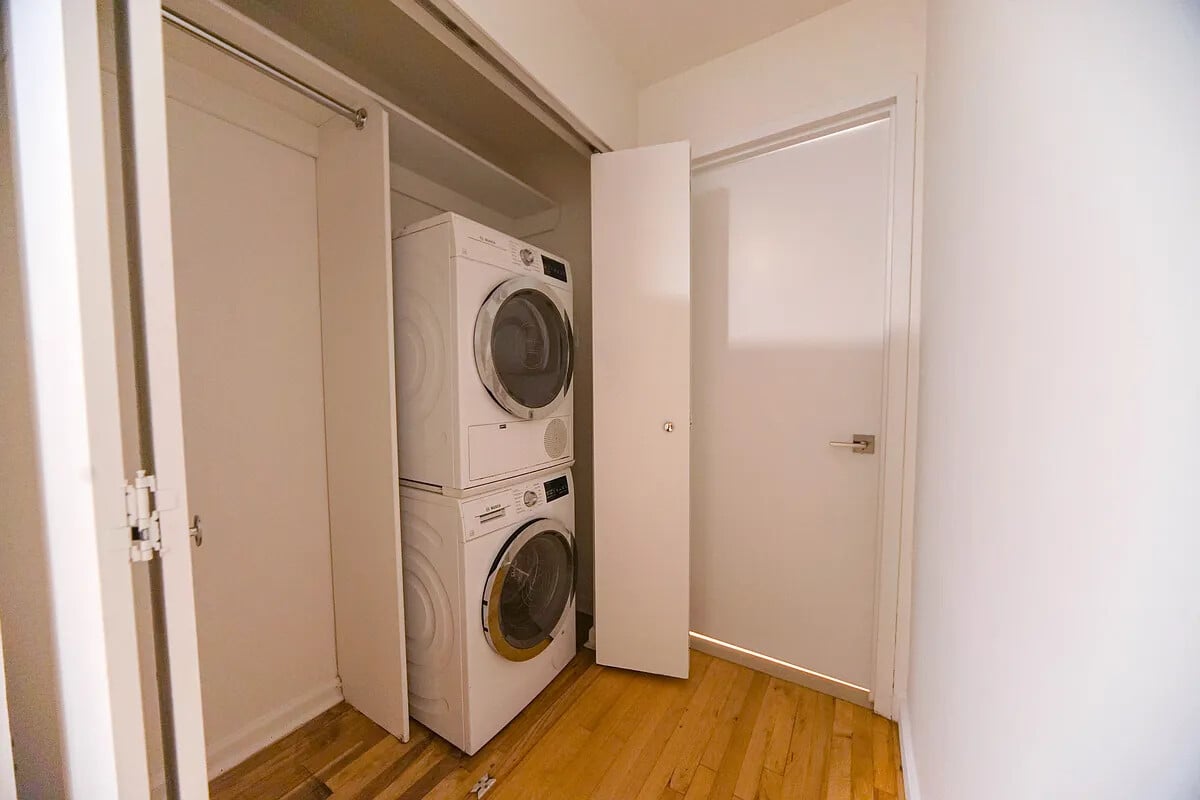 135-141 William Street, Apt 4A