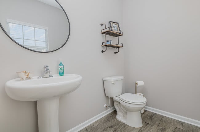 8658 Mayflower Dr, Lowell, IN 46356