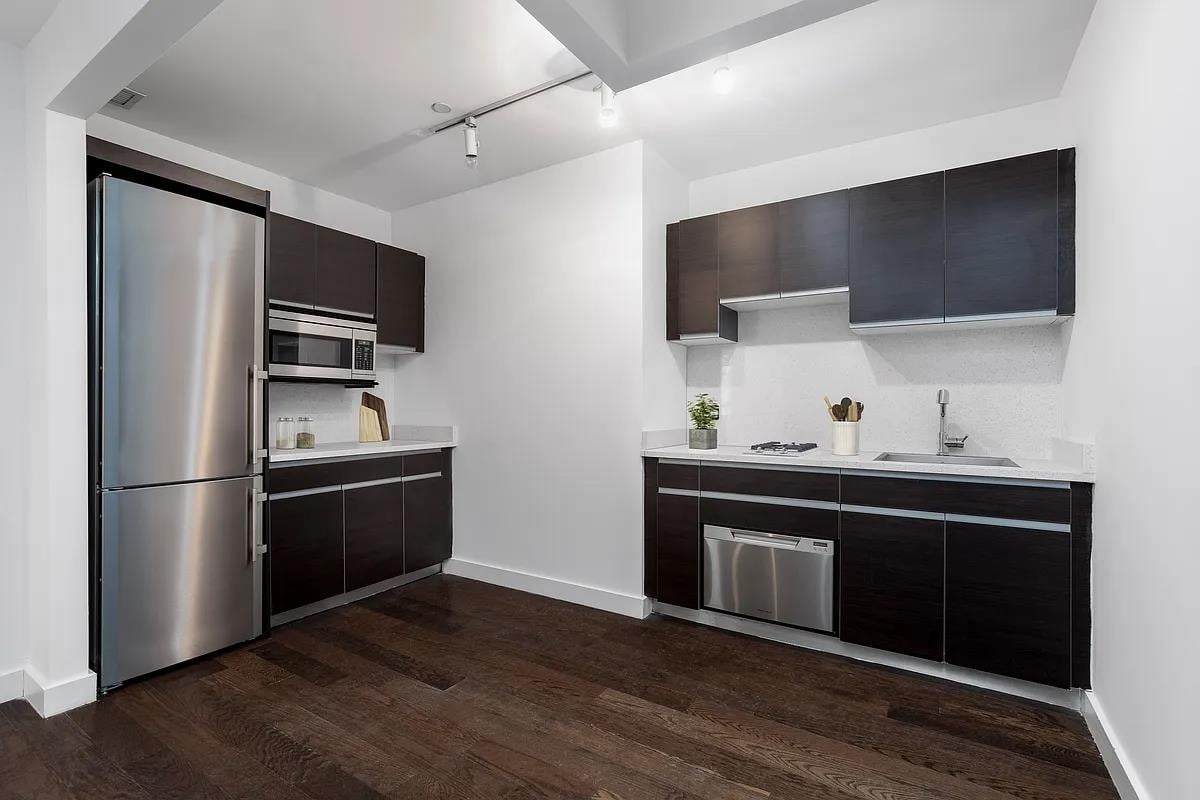 116 John Street, Apt 1811