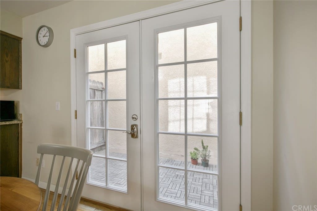 77 N Michigan Ave, #11