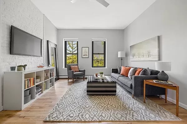 77 Underhill Avenue Unit: 3B