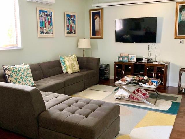 WEST BAY ST #11
