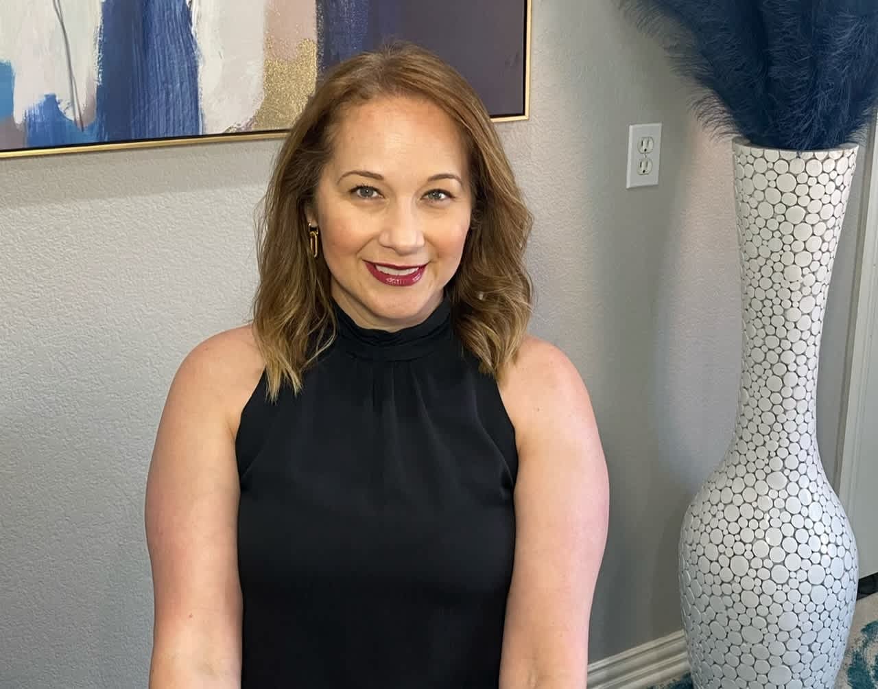 Andrea Flores - Texas real estate agent
