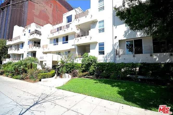 4925 Wilshire Blvd #102