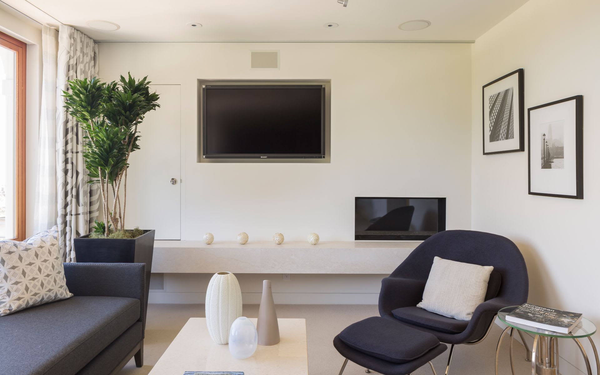 Contemporary Gem In Cow Hollow