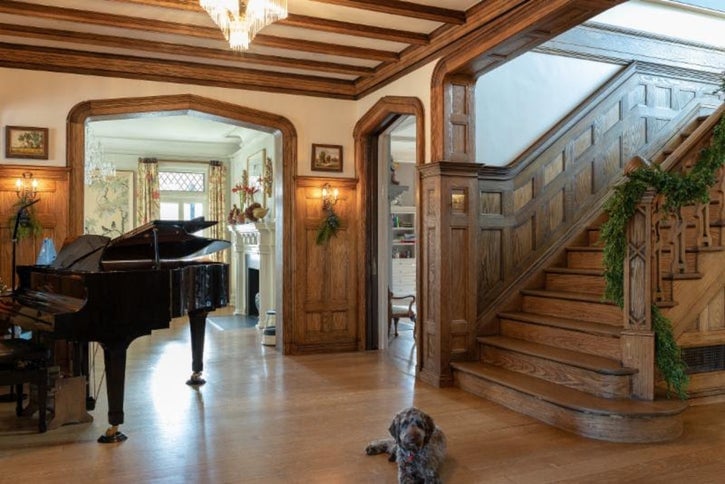 Greenwich Landmarks Program Recognizes Architectural Treasures 