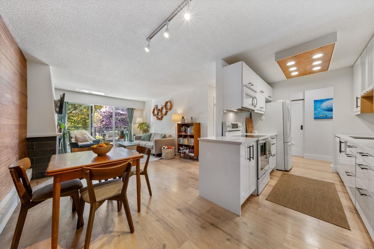 309-319 E 7th Ave