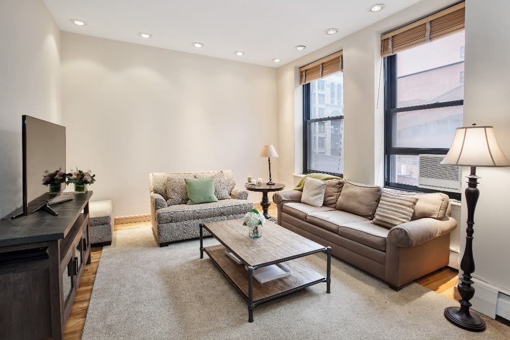 250 Mercer St Unit B403