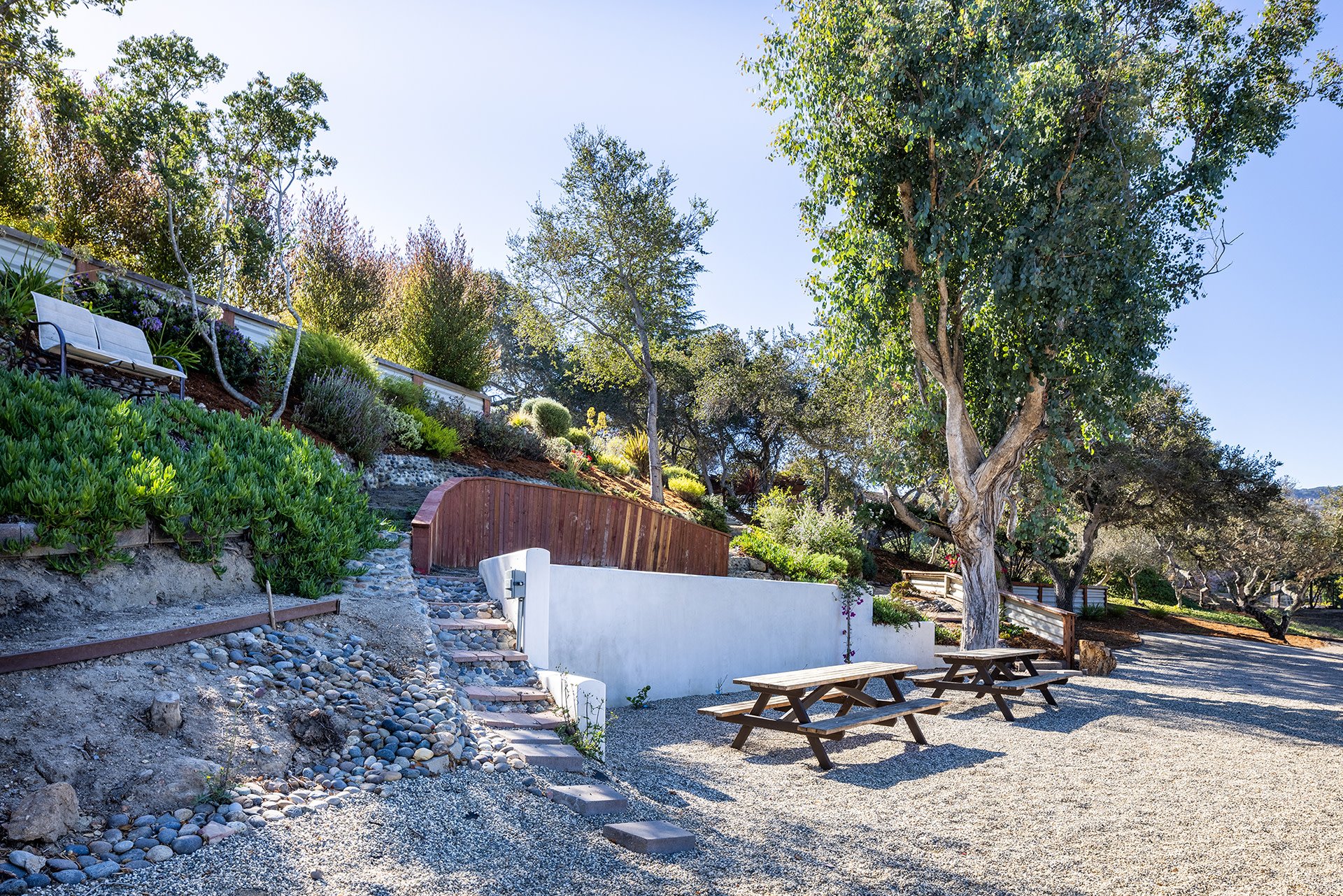 Sunny Outdoor Living - 23 Seca Place