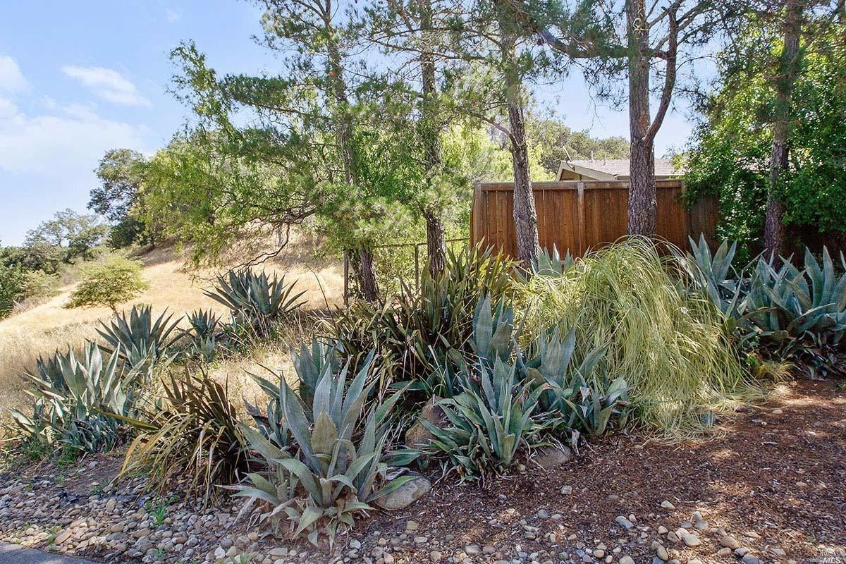 87 Santa Maria Dr