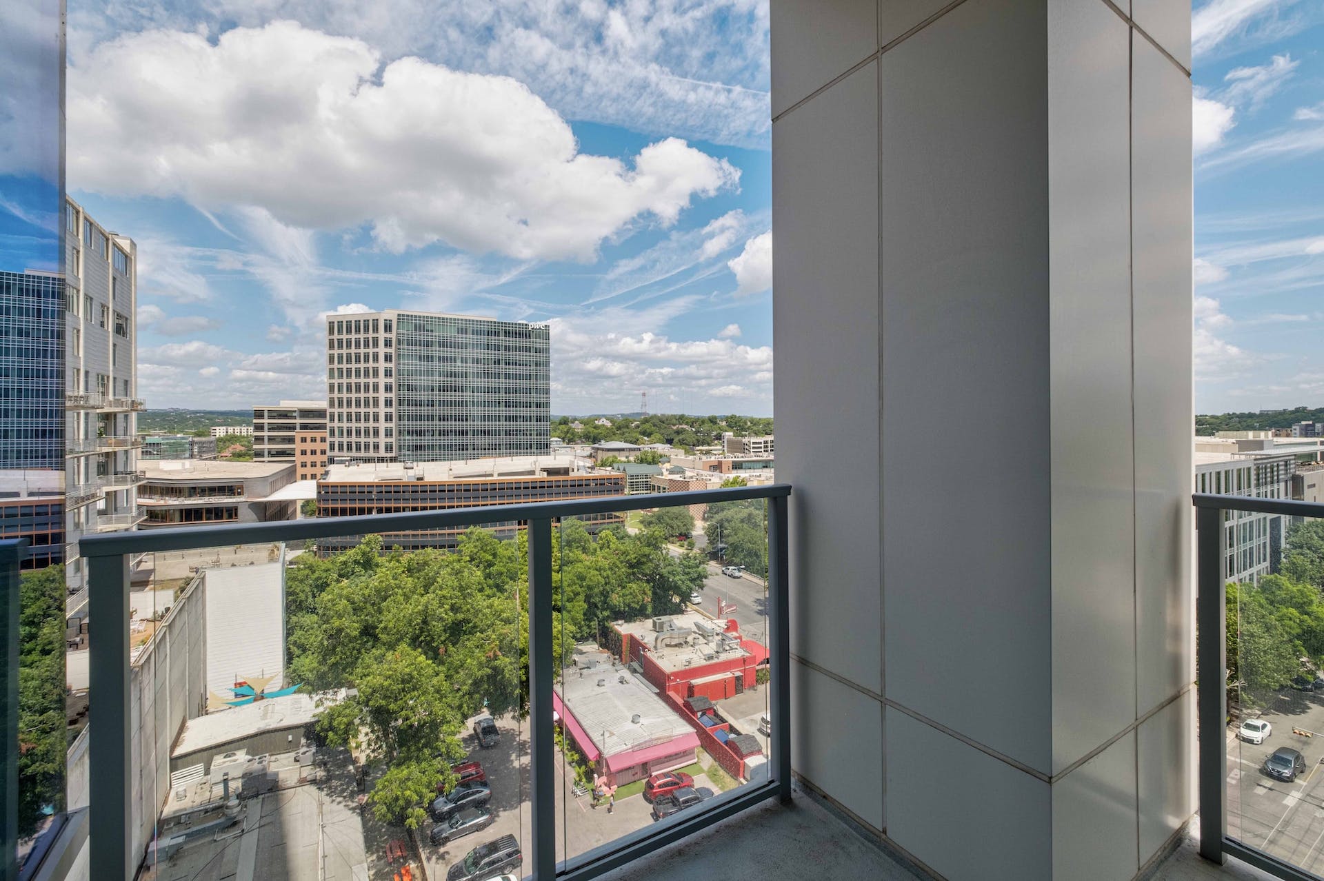 501 West Ave #1004