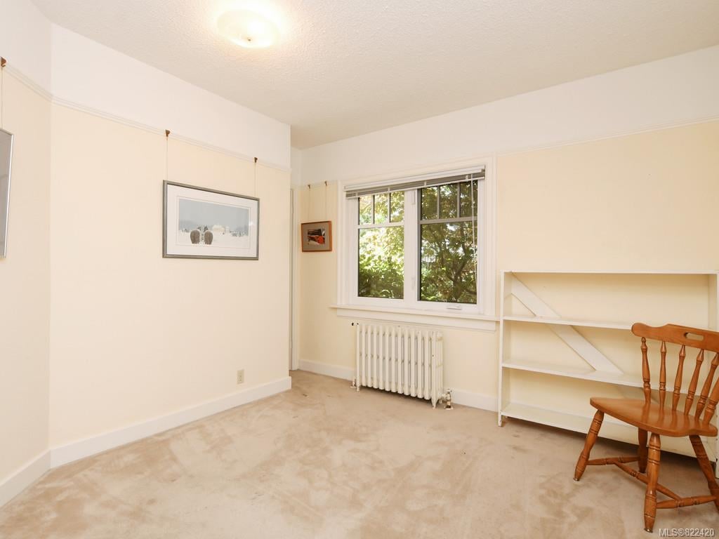 1329 Franklin Terr