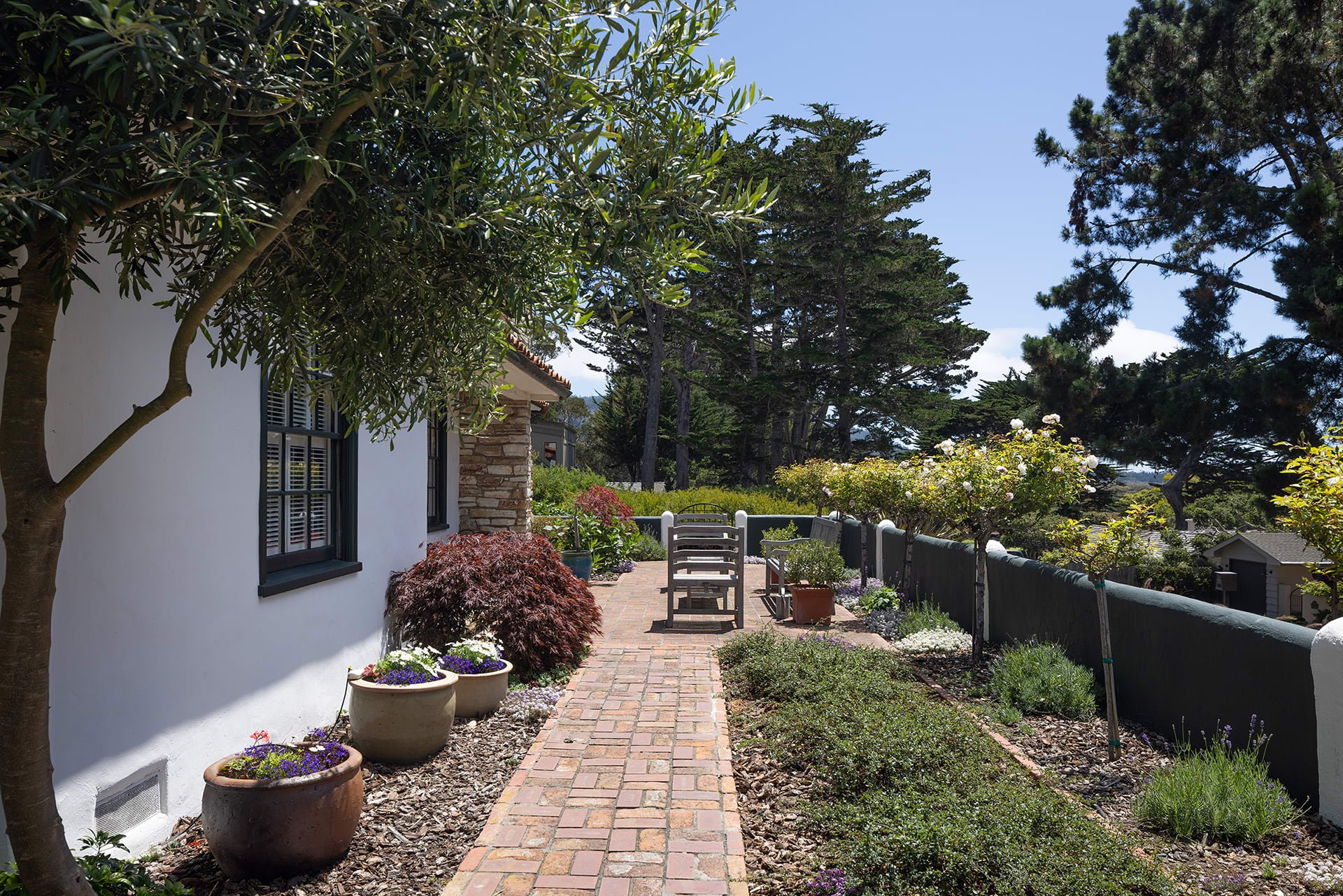 Spacious Carmel Abode - 2900 Franciscan Way