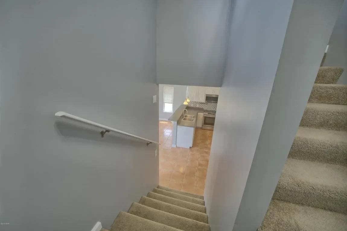 3917 OCEAN VIEW DR