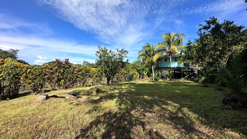 Uvita Home with Additional Lot Zoned Residential/Commercial
