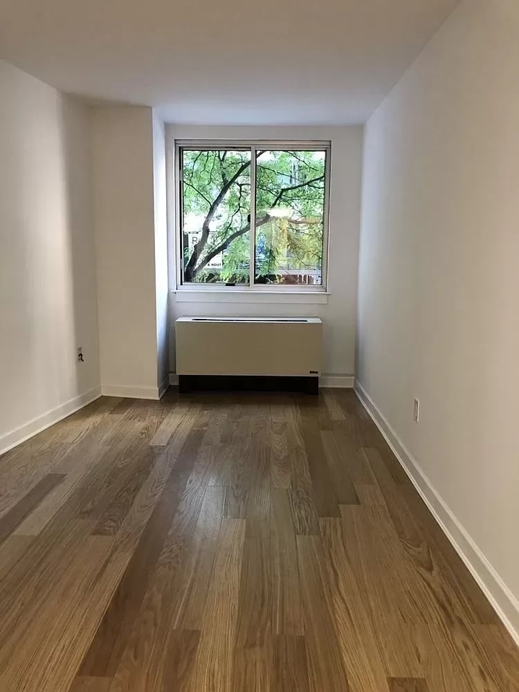 308 E 38th, #3F