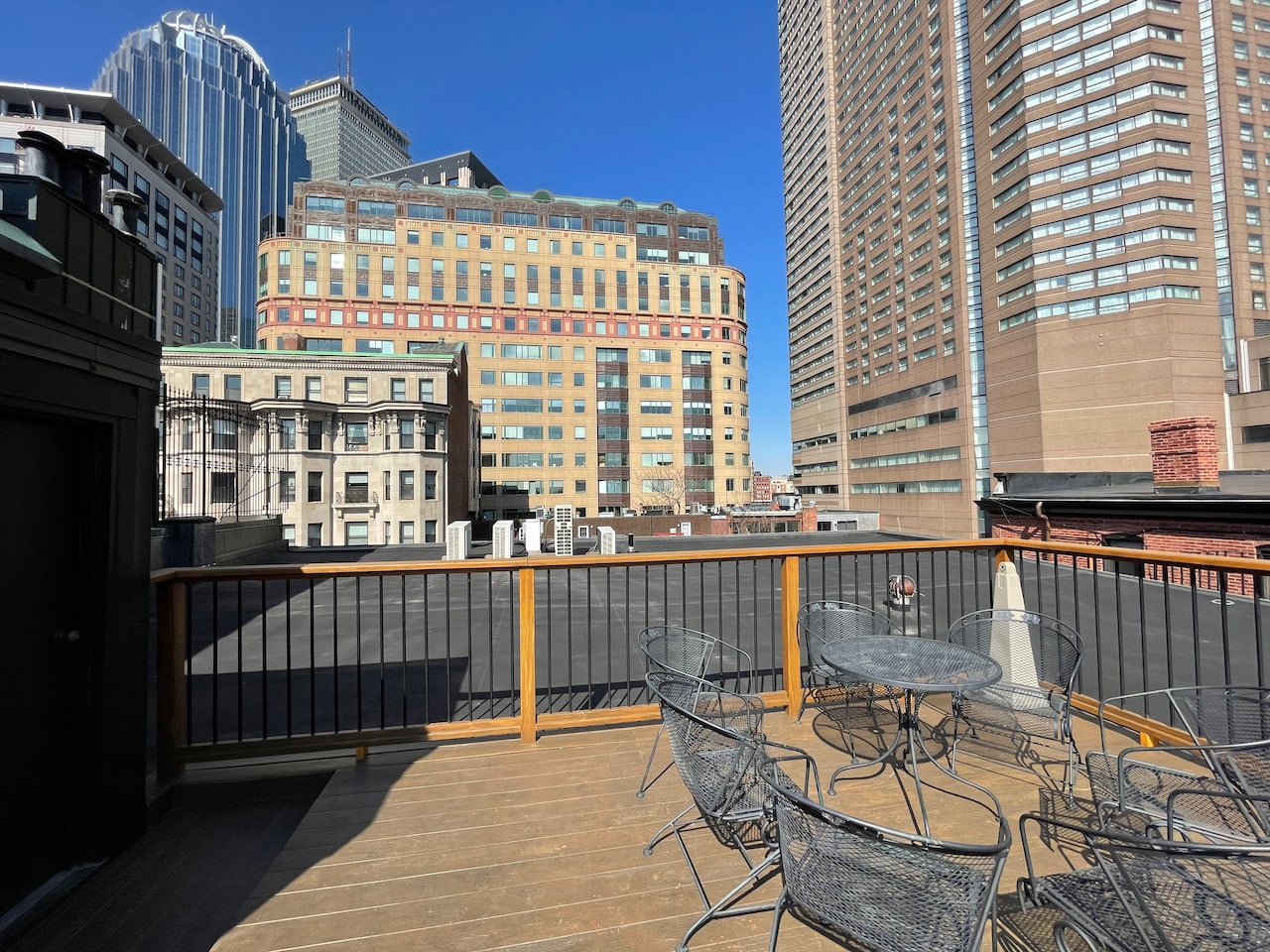 Back Bay / South End Border - 2 bed 1 bath w/ common laundry & common roof deck! 