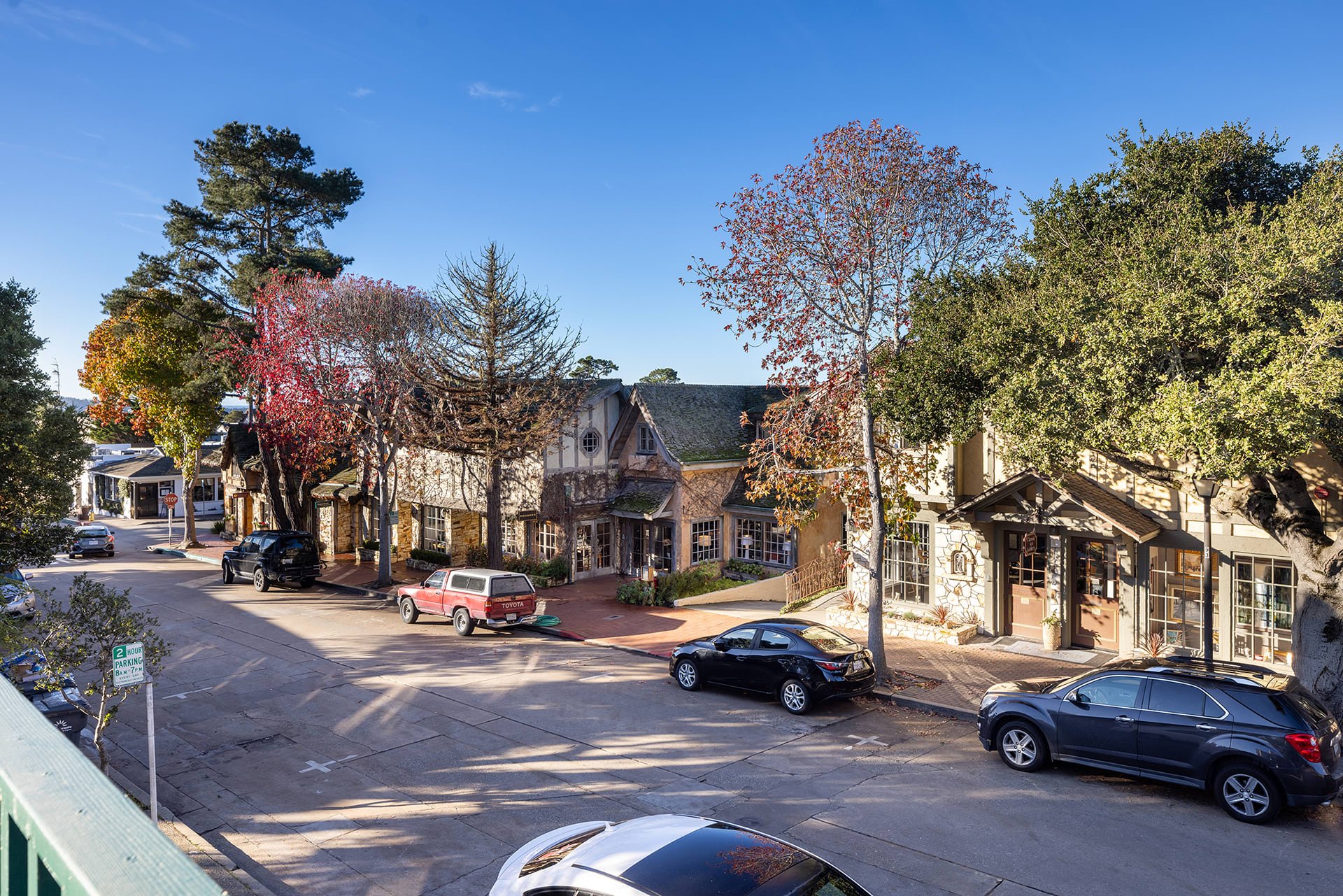 San Carlos Square - Commercial Opportunity
