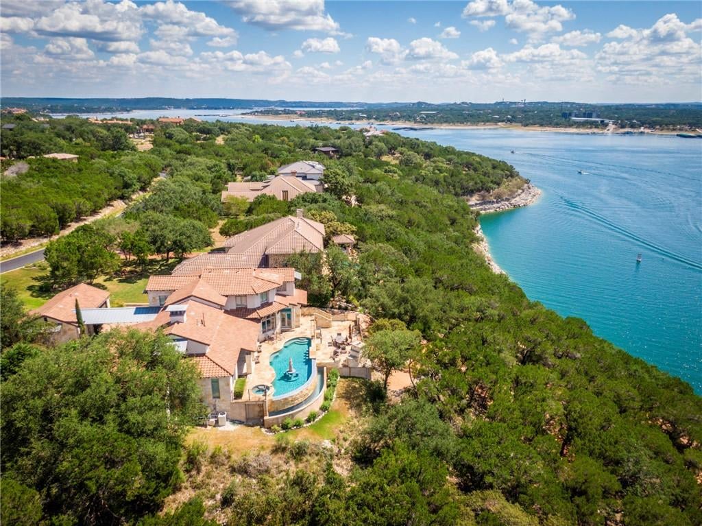 17905 Breakwater Drive, Jonestown, TX 78645