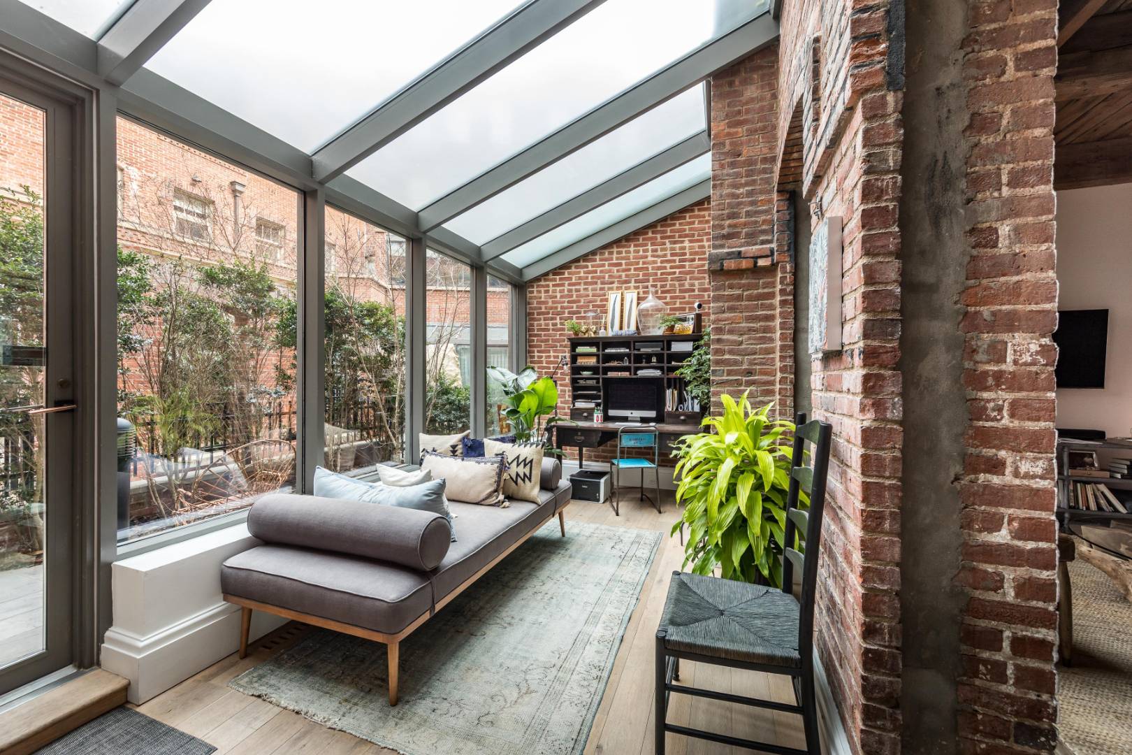 Designer's Own Luxury Retreat at Watchcase
