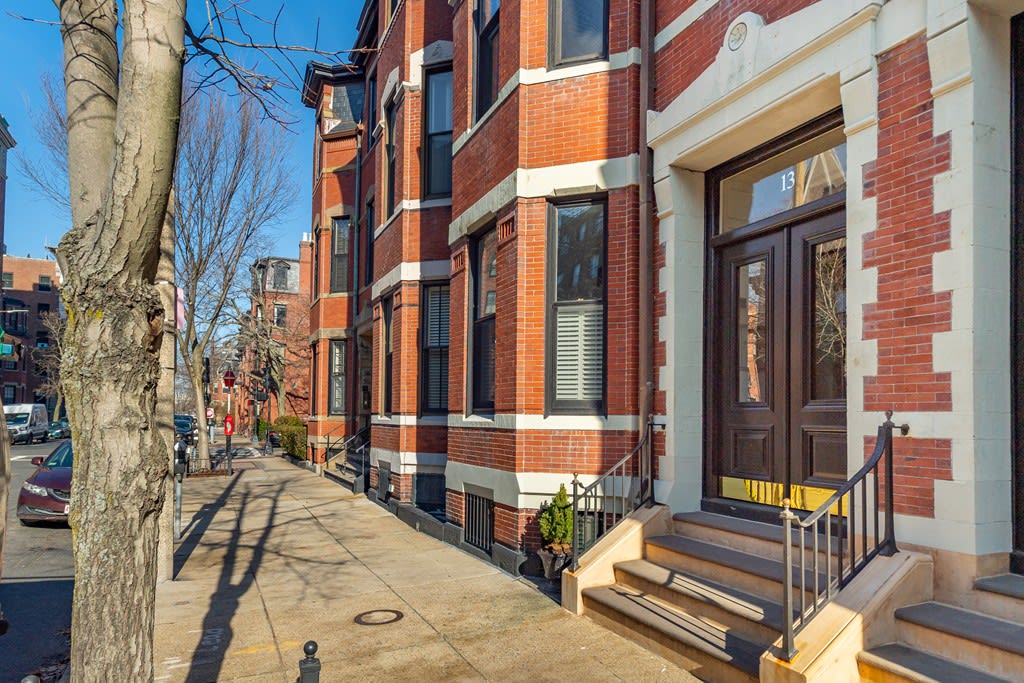 13 Gloucester St, Unit 3