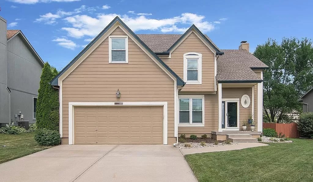 15512 S Kenwood Street